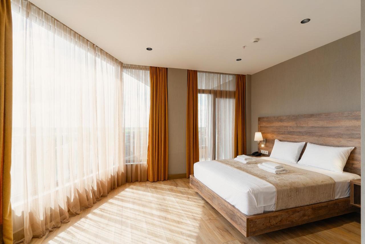Cozy Loft Hotel Batumi Kültér fotó