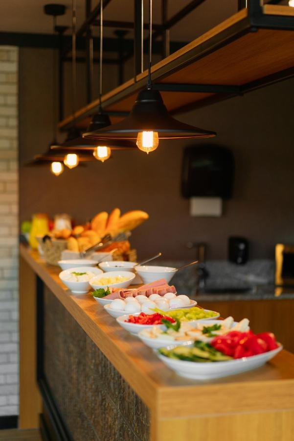 Cozy Loft Hotel Batumi Kültér fotó
