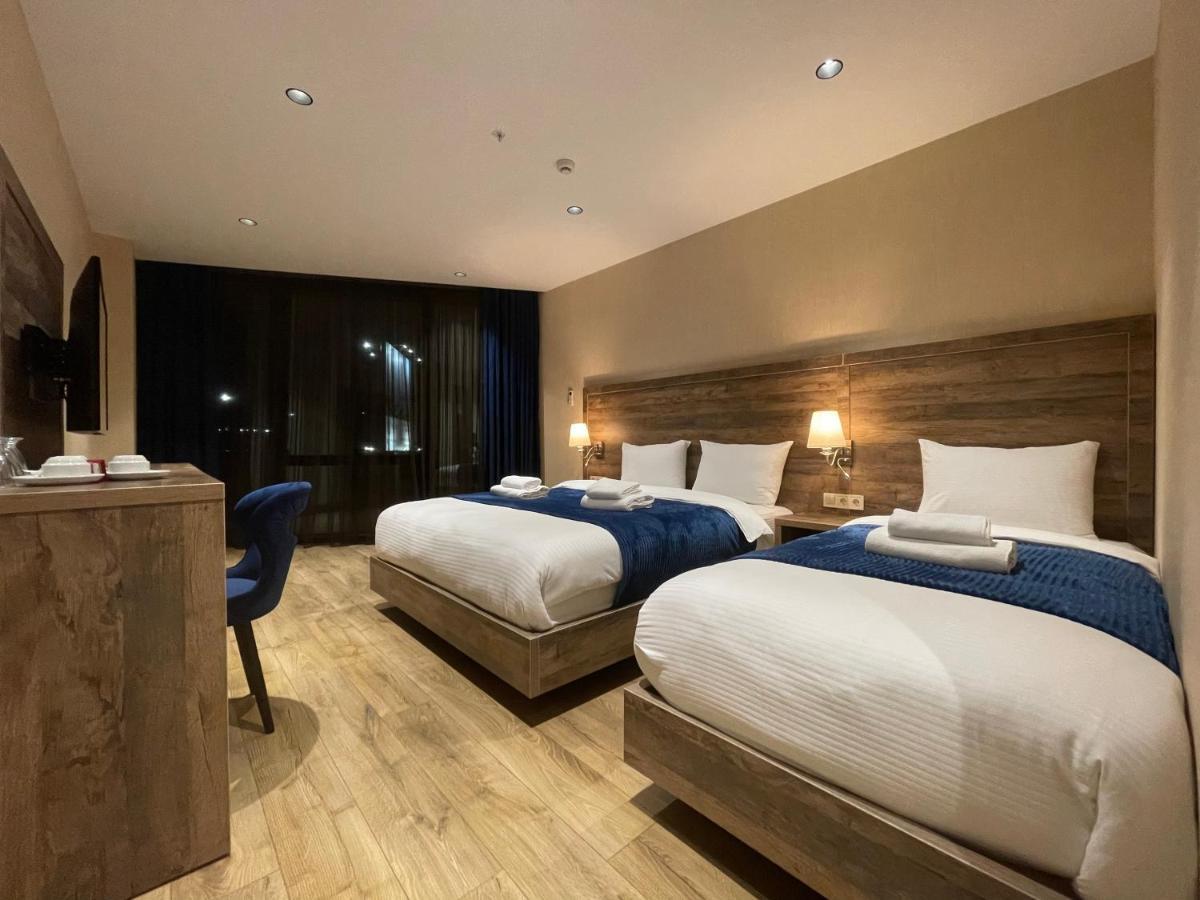 Cozy Loft Hotel Batumi Kültér fotó